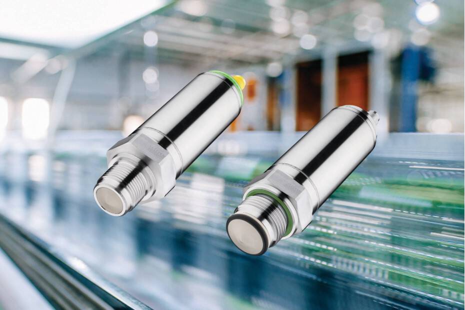 Special field hygiene applications: Compact IO-Link radar sensors VEGAPULS 42 not only have all the important certifications, but also a wide variety of connections that make process integration easy.