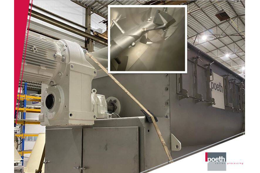 100% rückstandsfreie Entleerung mittels XXL-Bodenklappe Poeth Solids Processing hat einen Mischer entwickelt, der in einen niedrigen Raum passt. Ein drei Meter langes Bodenventil sorgt für eine 100%ig rückstandsfreie Entleerung. 