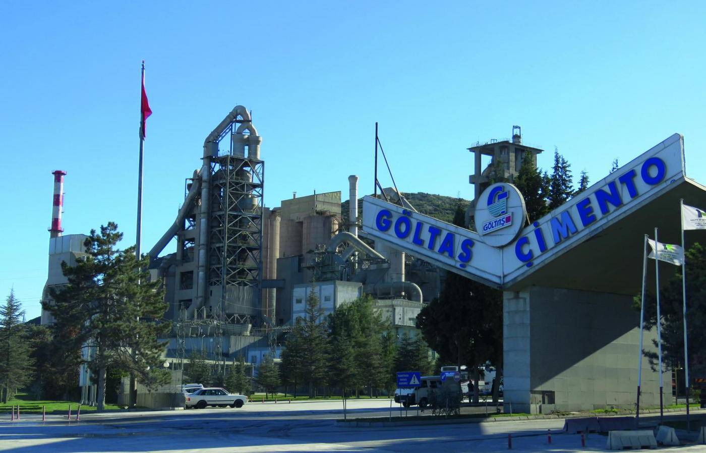 Gurtstahlzellenförderer (GSZF) eigenen sich gut für Modernisierungen – das zeigt auch das Beispiel beim türkischen Zementhersteller Göltas Cemento.